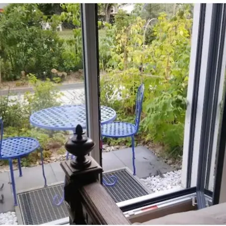 Studio, Entree Par Terrasse * Genf