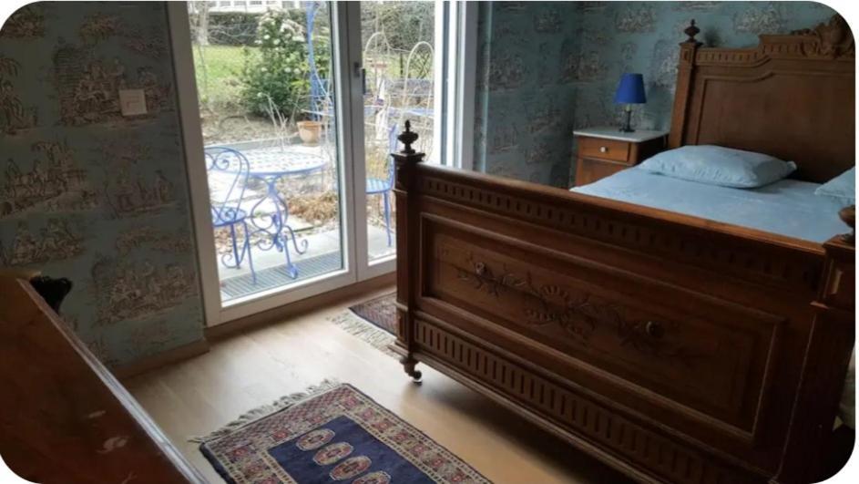 Studio, Entrée Par Terrasse Couette-café *